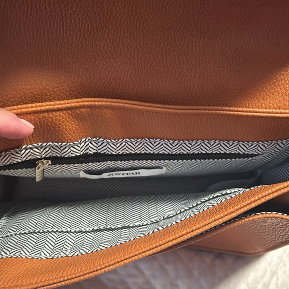 JustFab purse - Picture 3 of 4